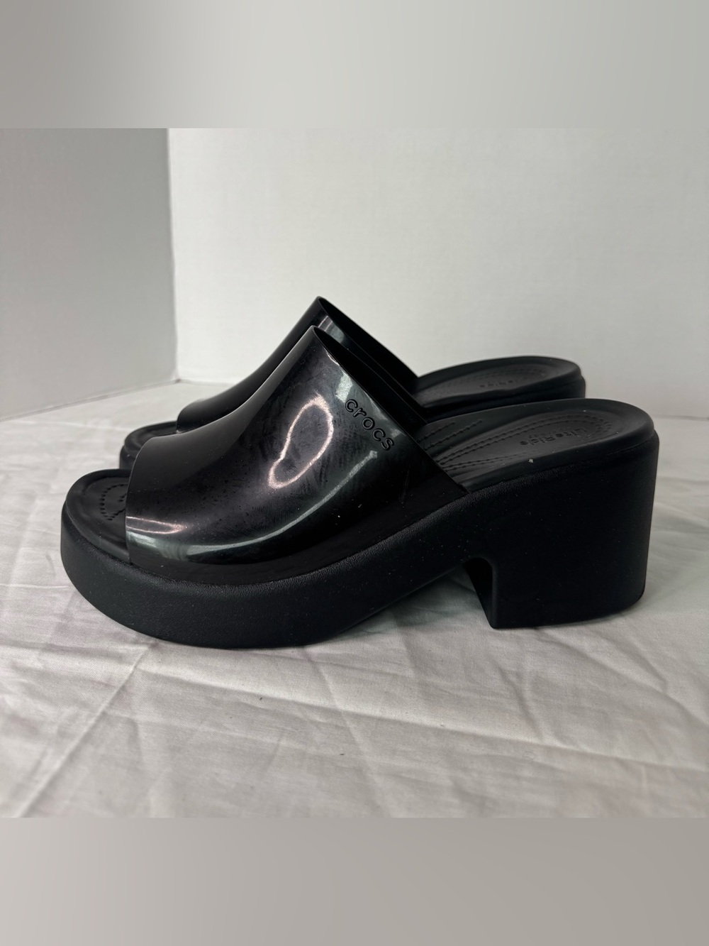 CROCS Black Brooklyn Slide High Shine Heel Sandals Size 10